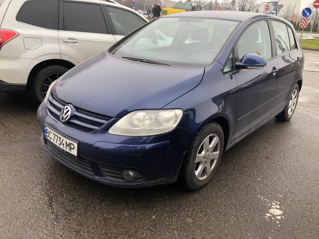 Volkswagen Golf Plus - фото 2