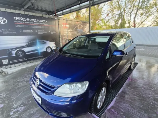 Volkswagen Golf Plus - фото 3