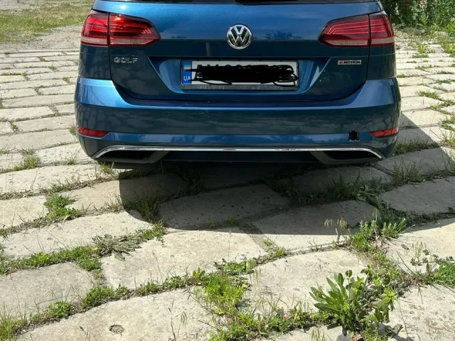 Volkswagen Golf - фото 5