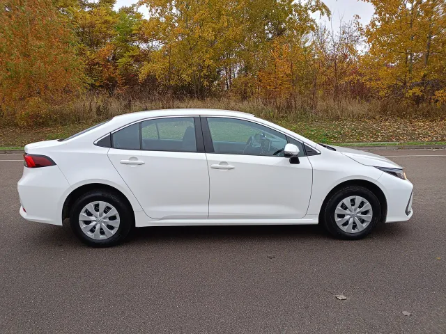 Toyota Corolla - фото 3