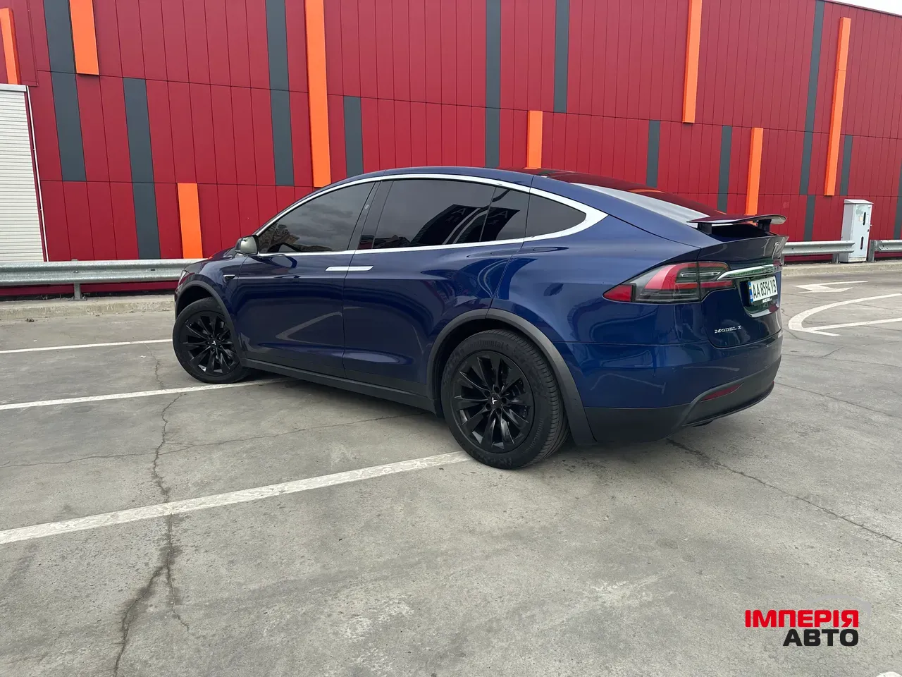 Tesla Model X - фото 16