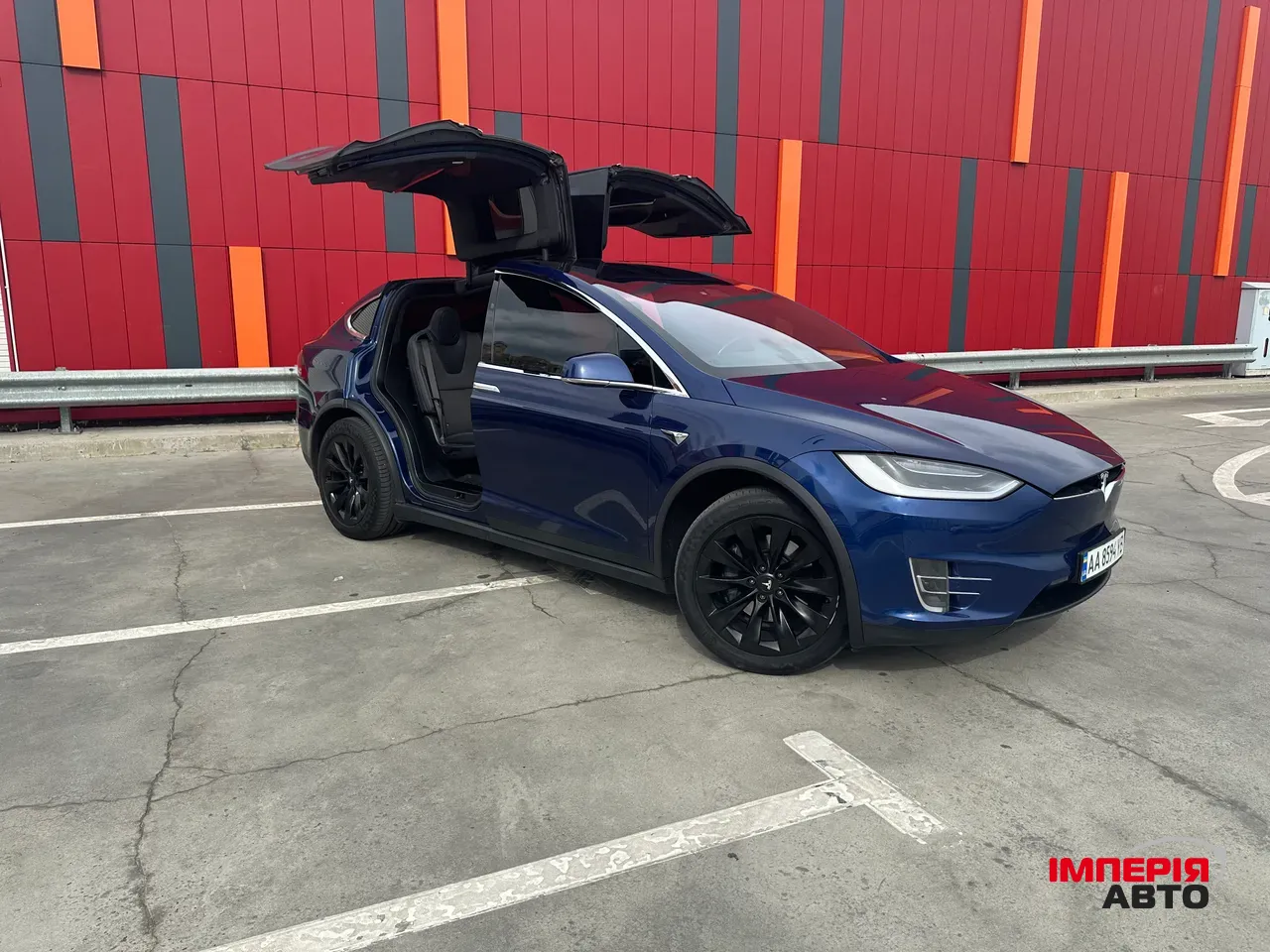 Tesla Model X - фото 20