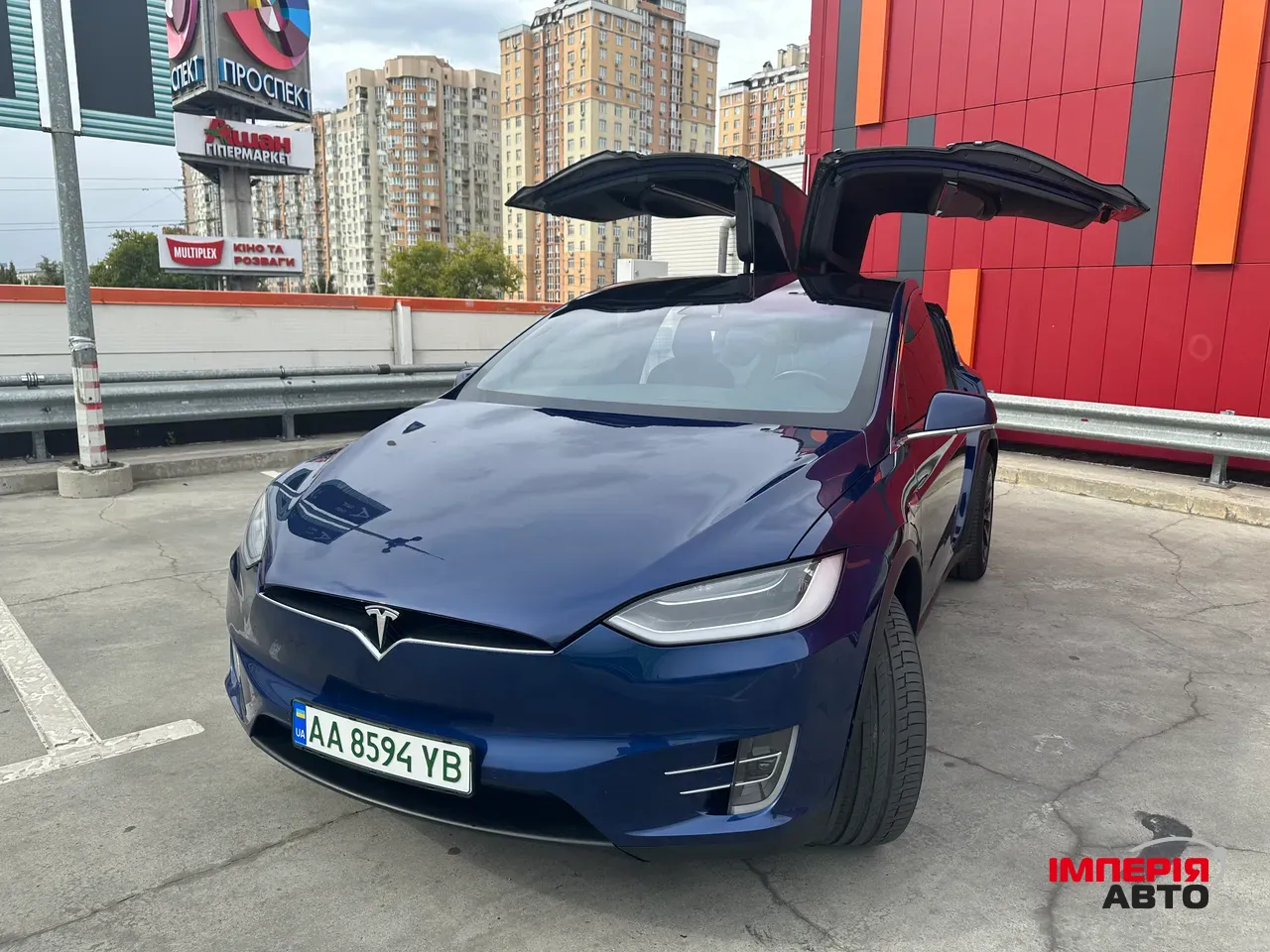 Tesla Model X - фото 21