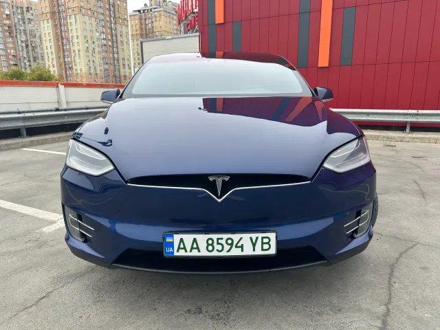 Tesla Model X - фото 3