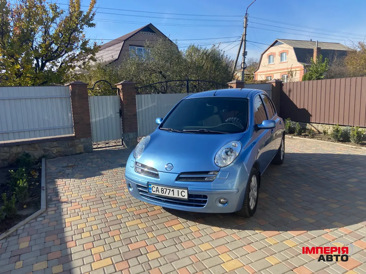 Nissan Micra - фото 1