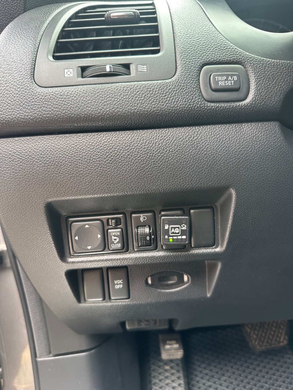 Infiniti FX - фото 9