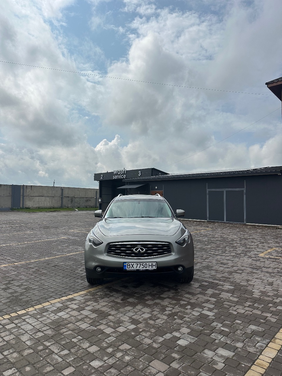 Infiniti FX - зображення 2