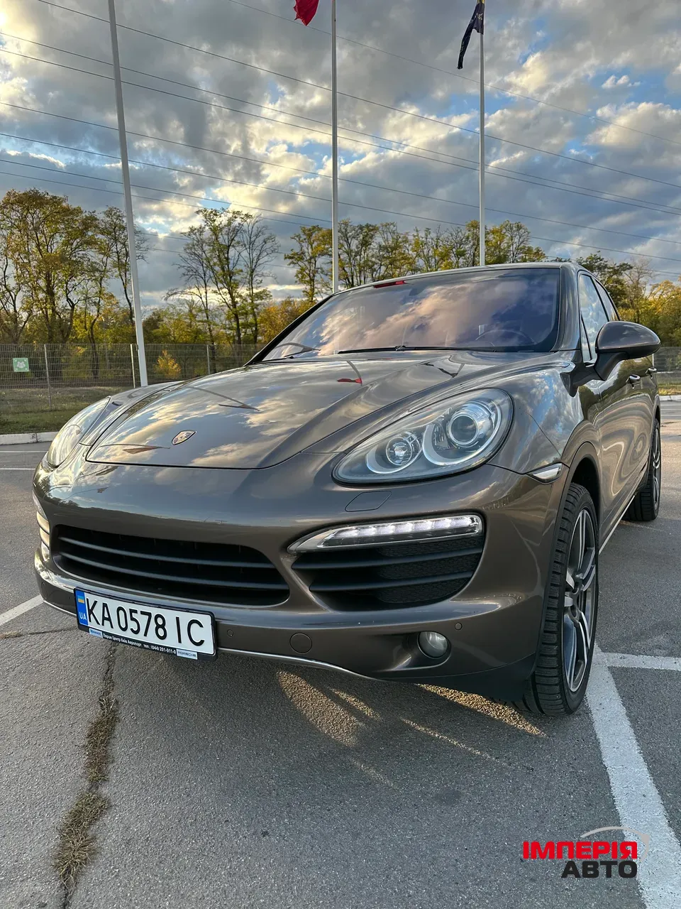 Porsche Cayenne - фото 17