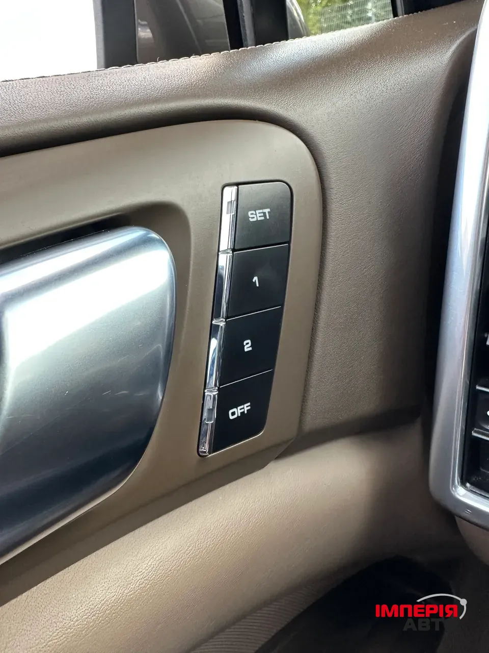 Porsche Cayenne - фото 50