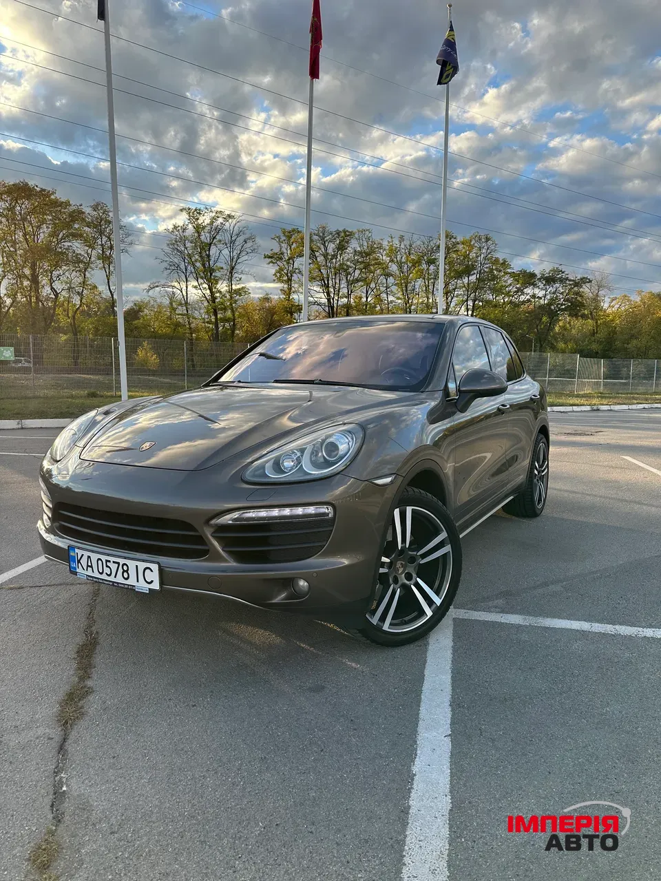 Porsche Cayenne - фото 23