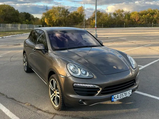 Porsche Cayenne - фото 3