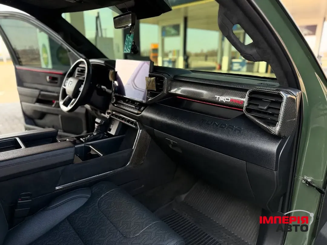 Toyota Tundra - фото 9
