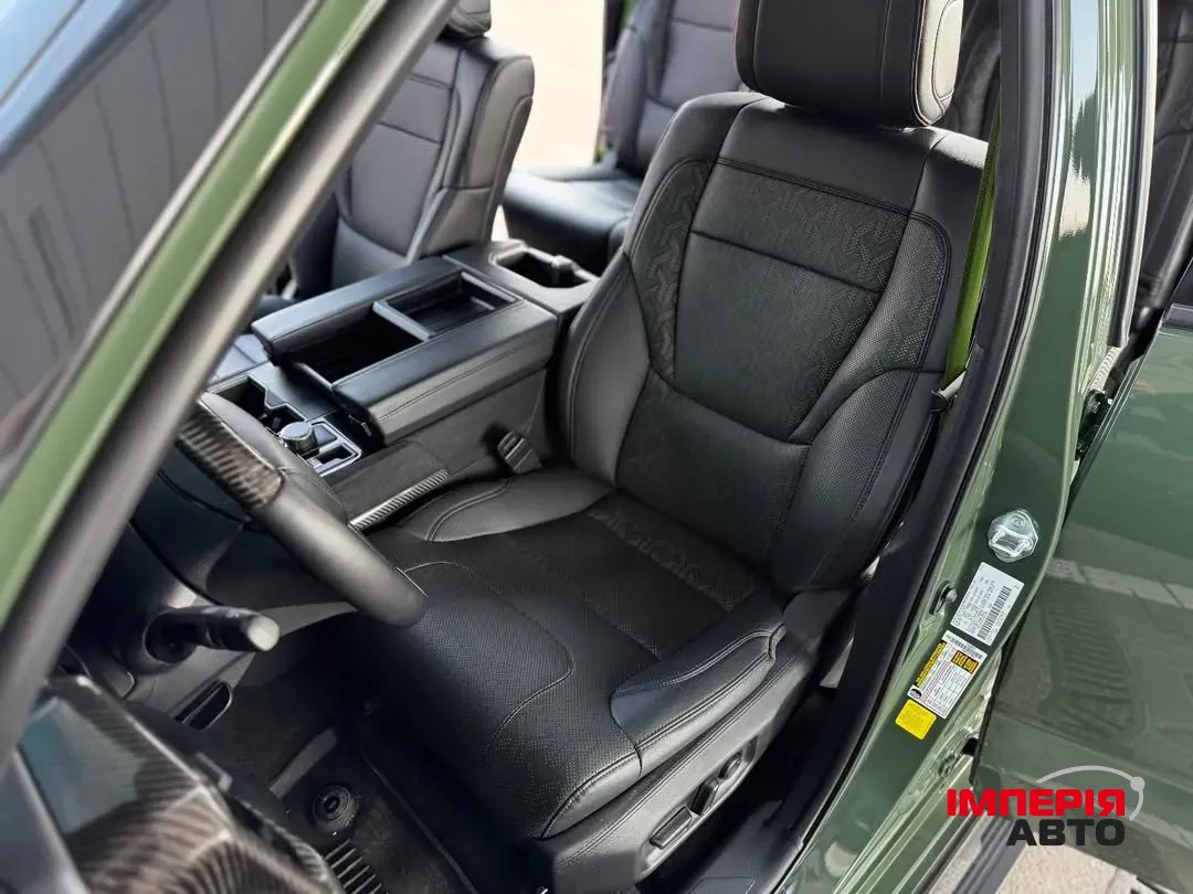 Toyota Tundra - фото 17