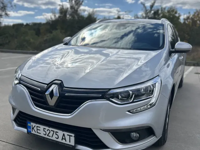 Renault Megane - фото 3