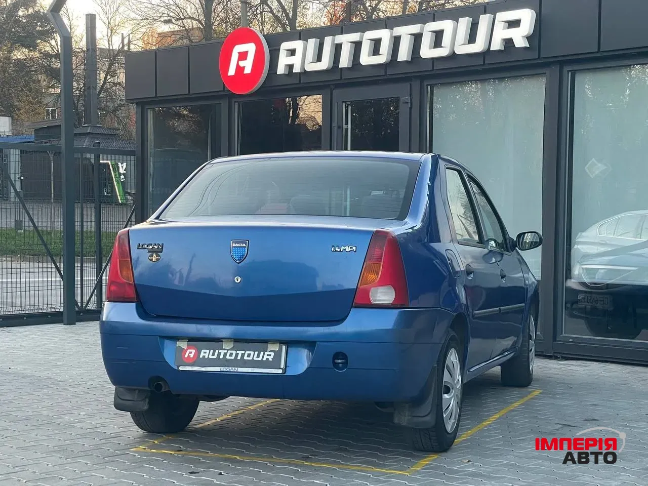 Dacia Logan - фото 7