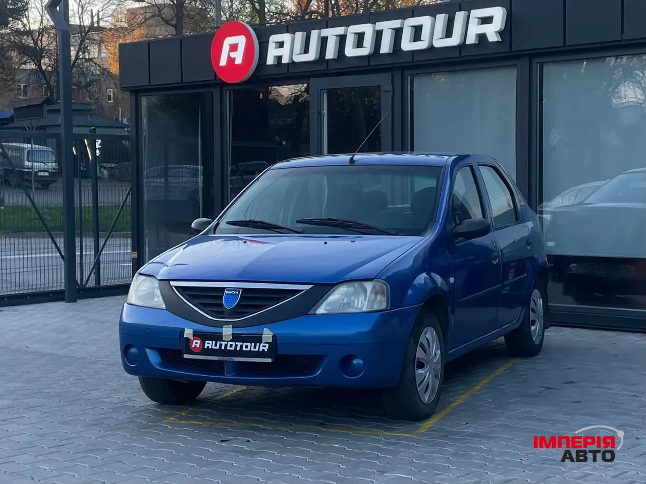 Dacia Logan - фото 1