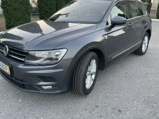 Volkswagen Tiguan - фото 2