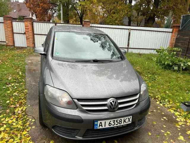Volkswagen Golf Plus - фото 1