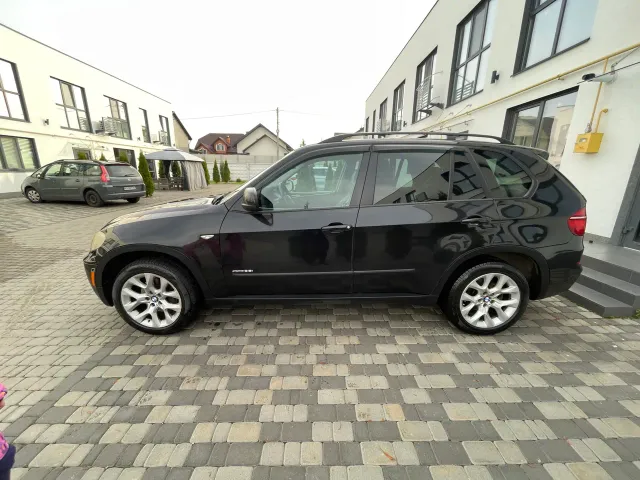 BMW X5 - фото 3