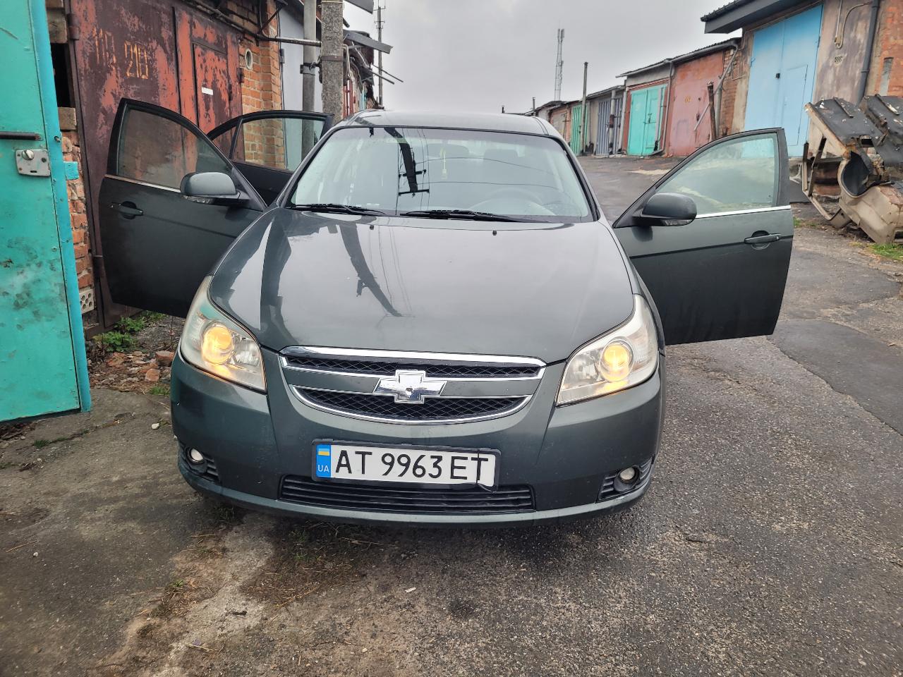 Chevrolet Epica - фото 1