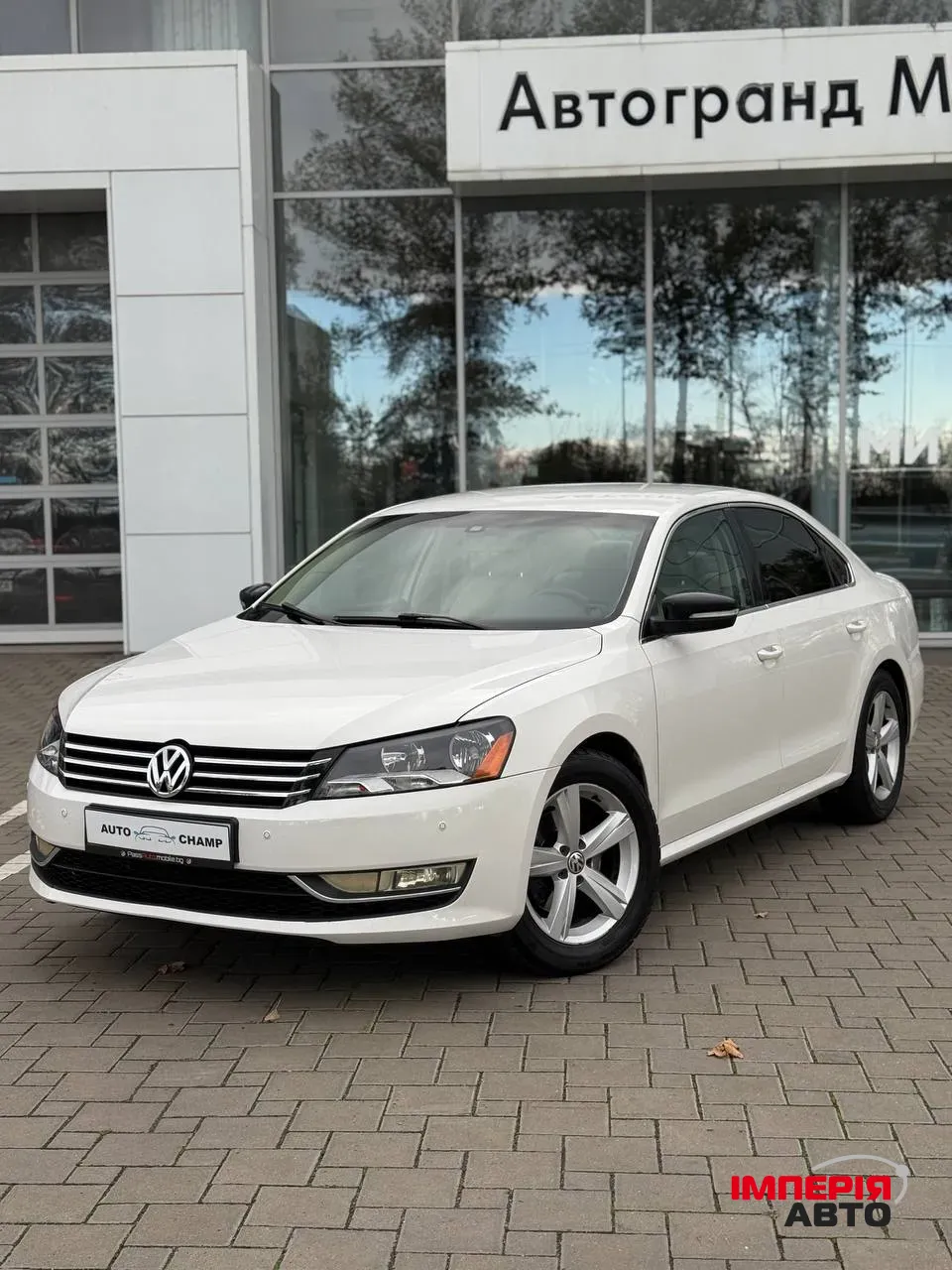 Volkswagen Passat (North America and China) - фото 1