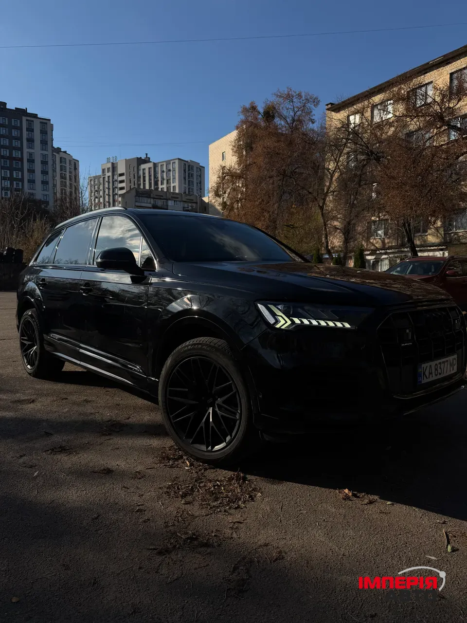 Audi Q7 - фото 8