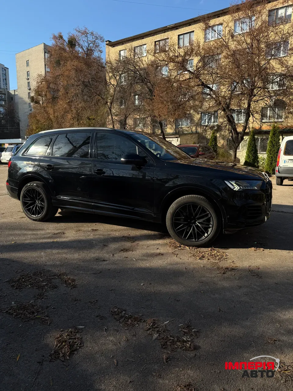 Audi Q7 - фото 10