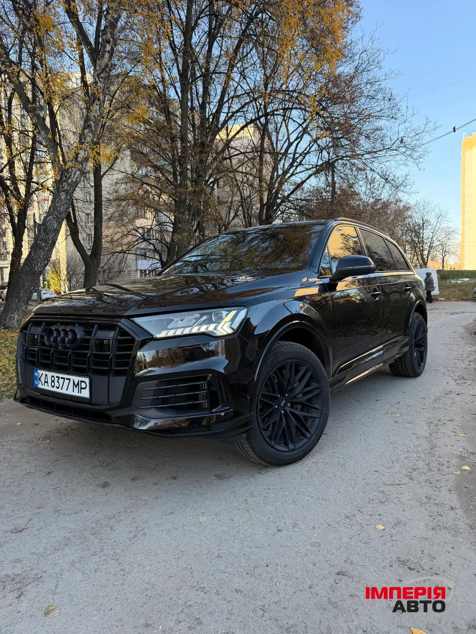 Audi Q7 - фото 1