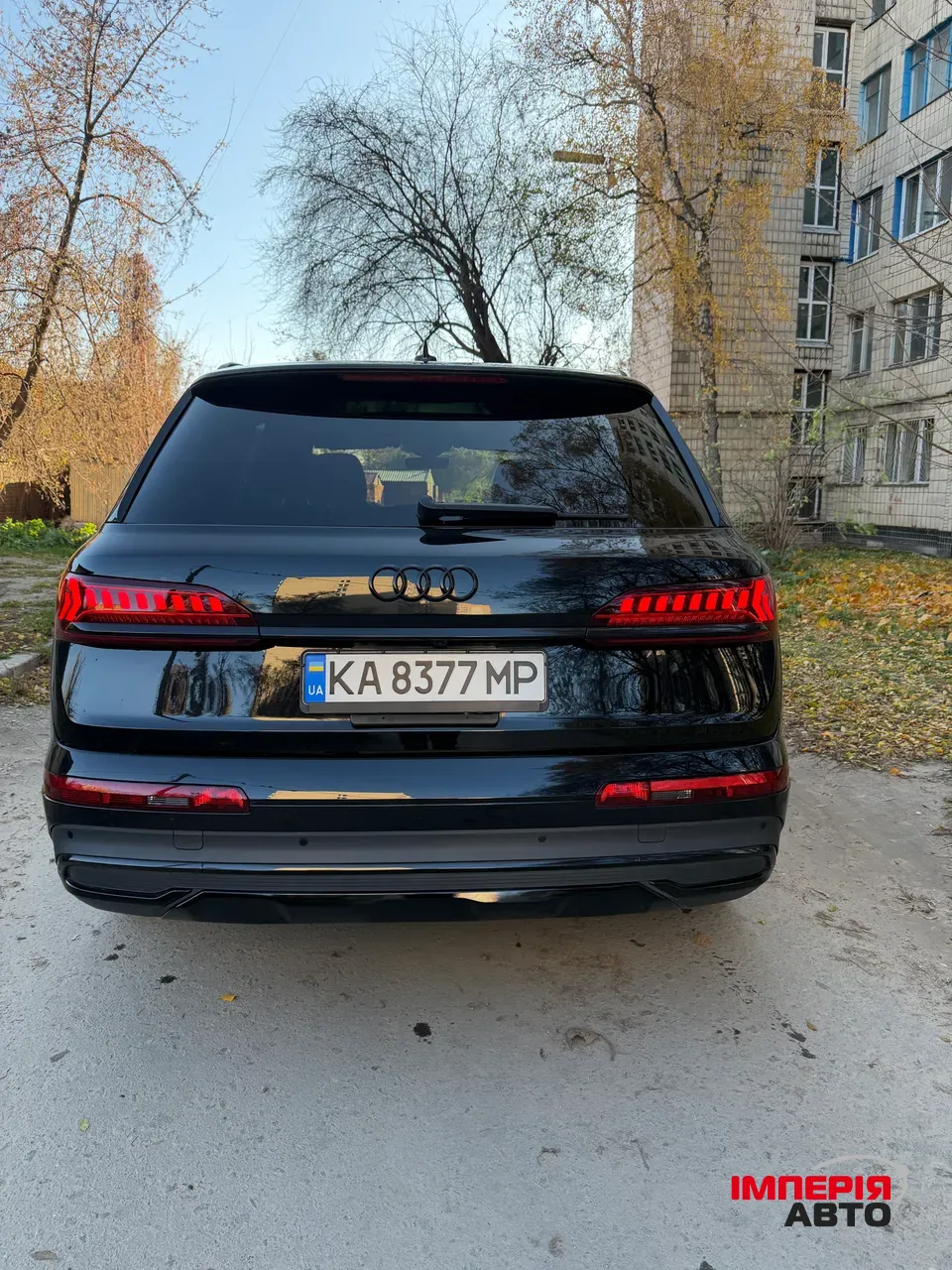 Audi Q7 - фото 6