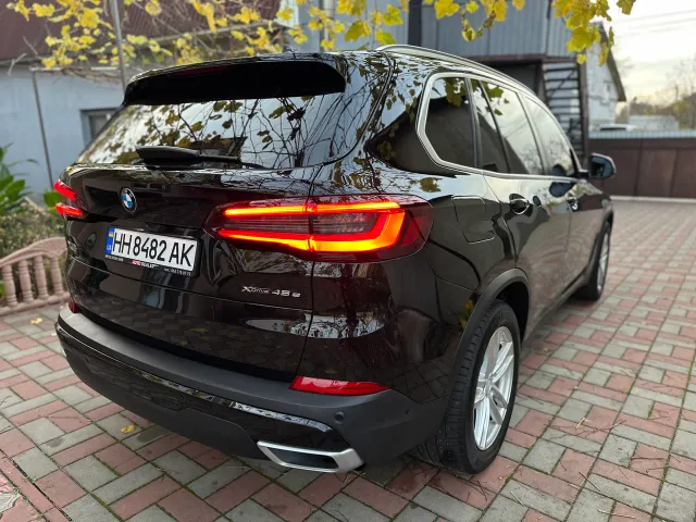 BMW X5 - фото 3