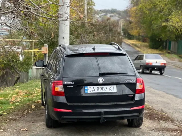 Skoda Octavia - фото 4