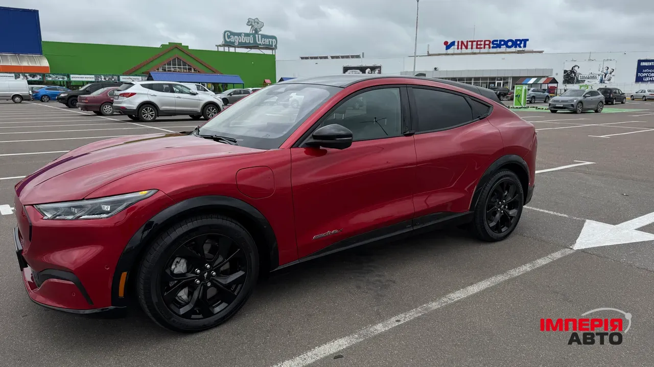 Ford Mustang Mach-E - фото 2