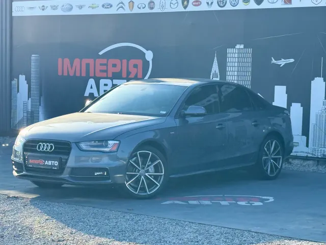Audi A4 - фото 3