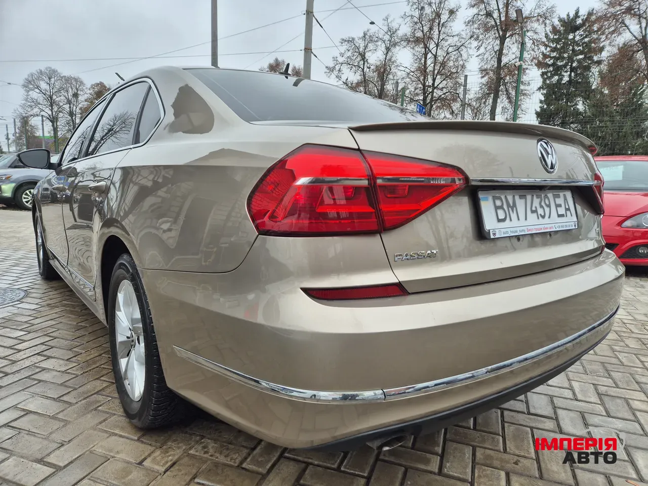 Volkswagen Passat - фото 9