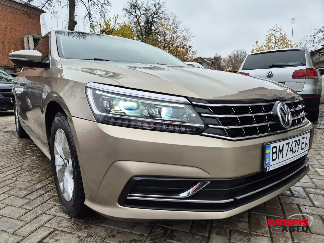 Volkswagen Passat - фото 3