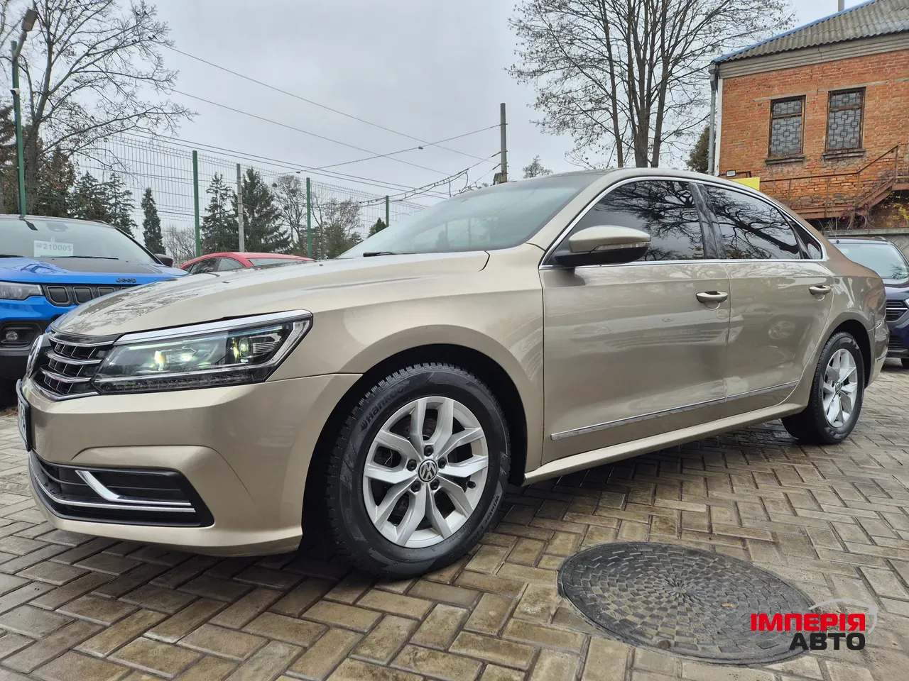 Volkswagen Passat - фото 12