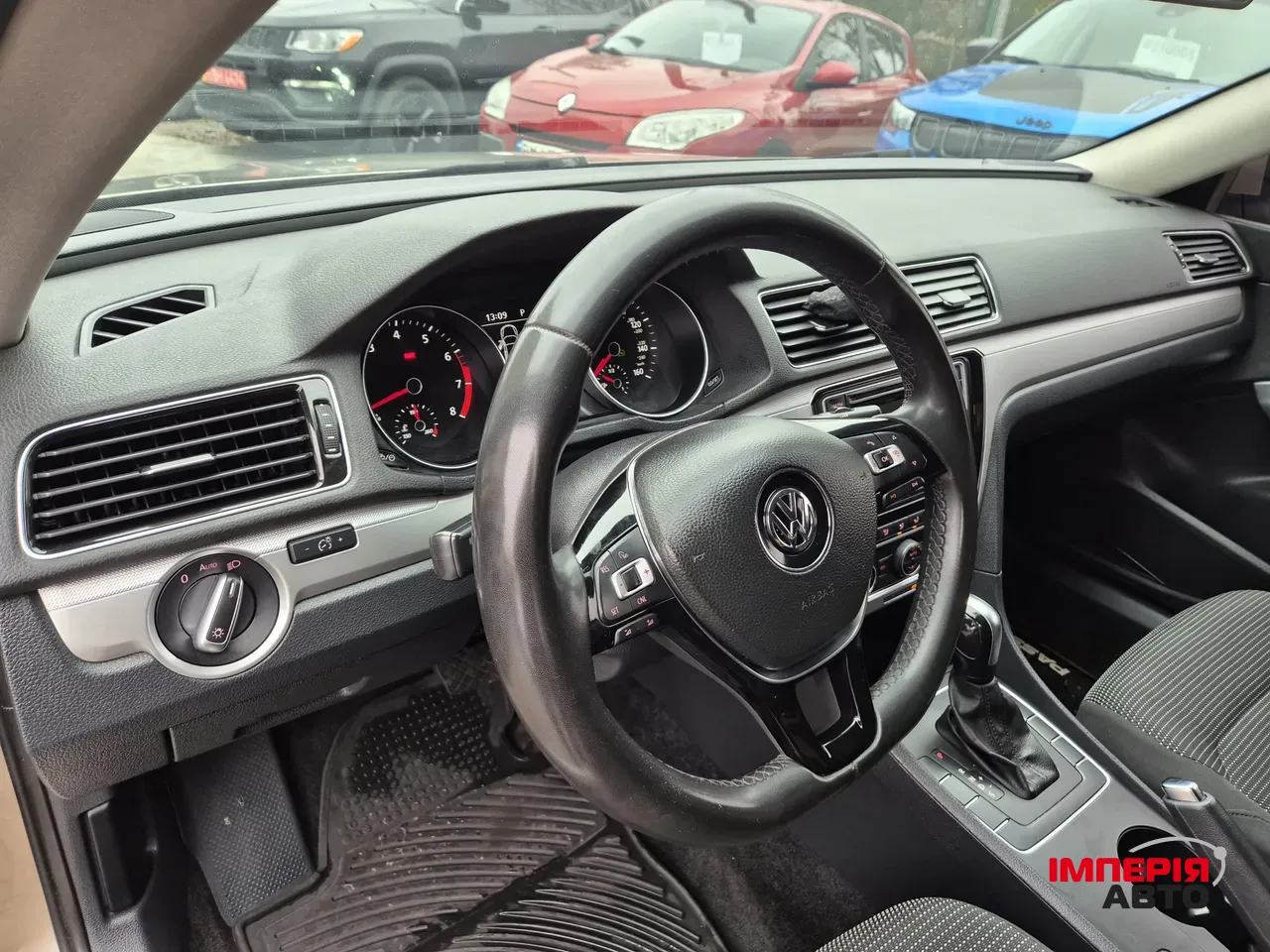 Volkswagen Passat - фото 14