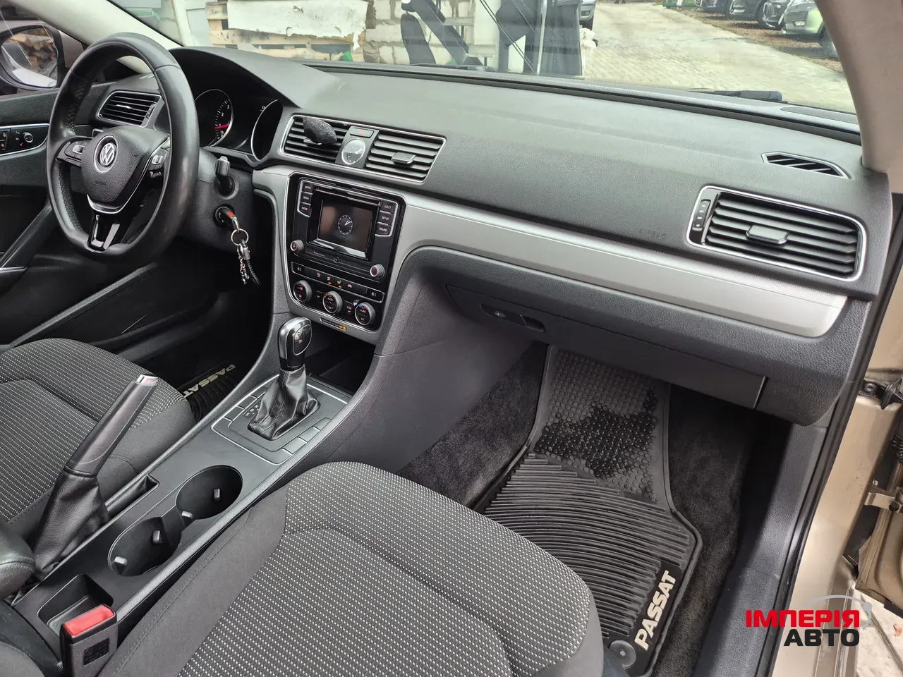 Volkswagen Passat - фото 19