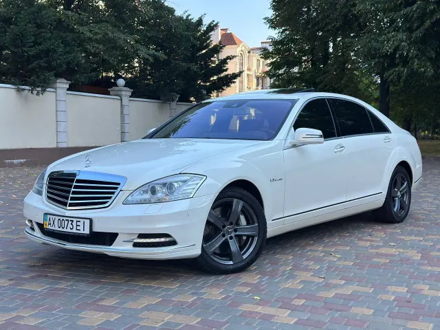 Mercedes-Benz S-Класс - фото 1