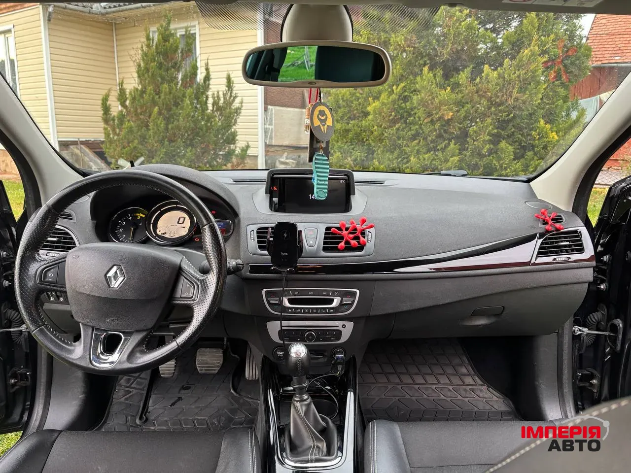 Renault Megane - фото 25