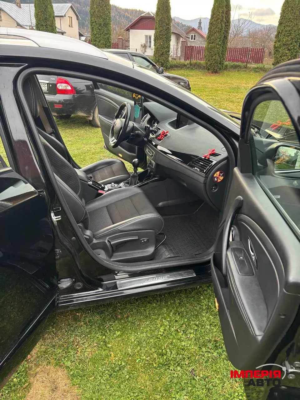 Renault Megane - фото 18