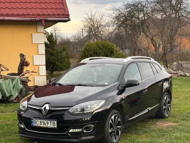 Renault Megane - фото 2