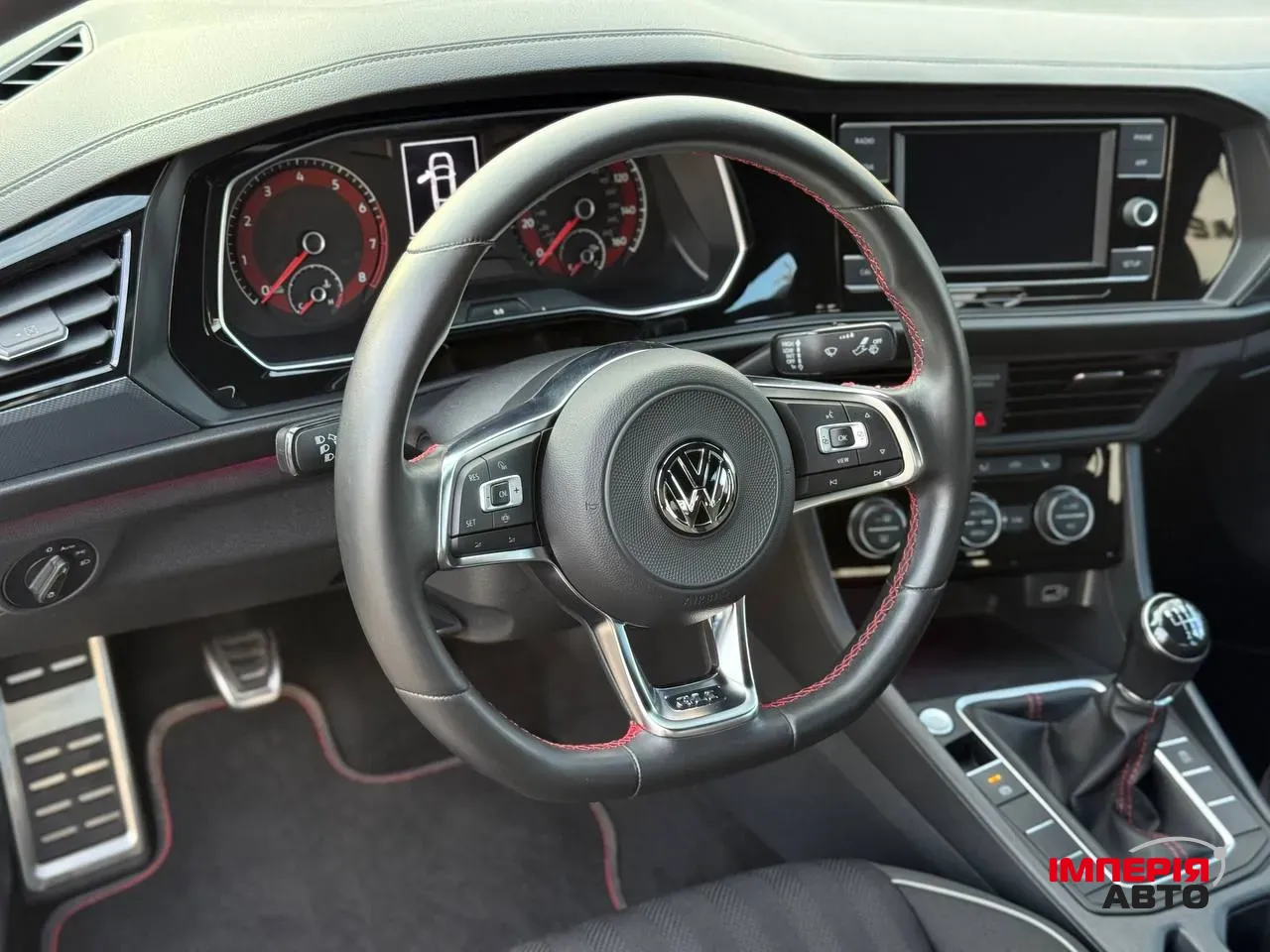 Volkswagen Jetta - фото 14