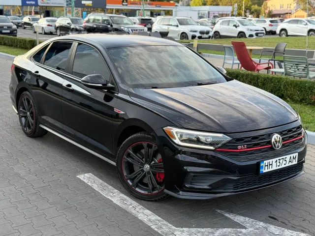 Volkswagen Jetta - фото 5