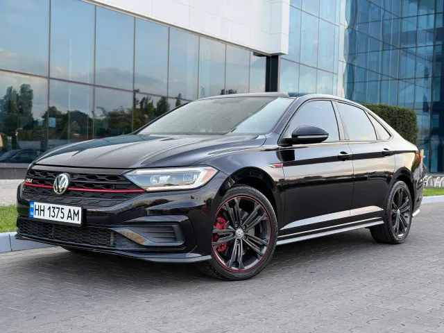 Volkswagen Jetta - фото 1