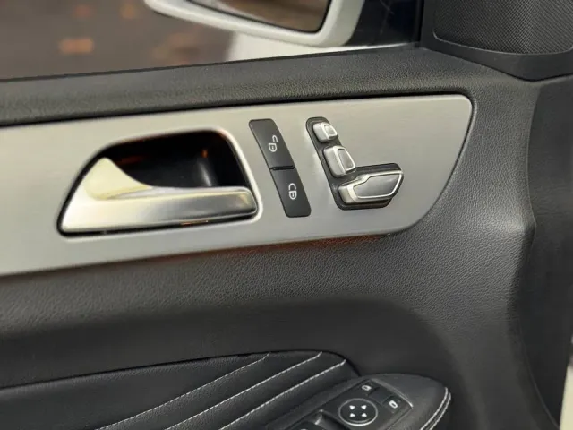 Mercedes-Benz M-Класс - фото 3