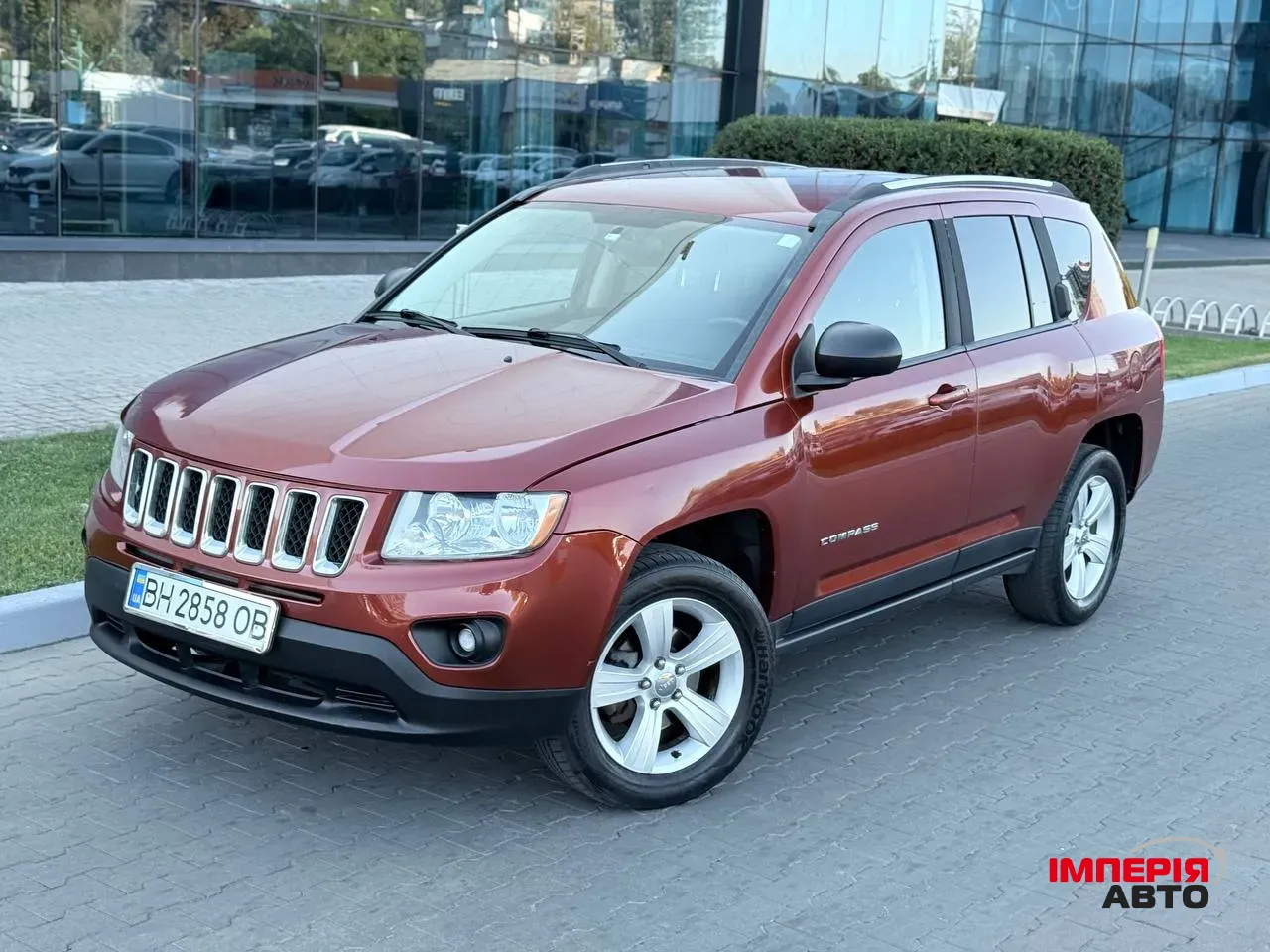 Jeep Compass - фото 2