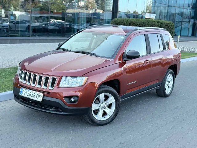 Jeep Compass - фото 2