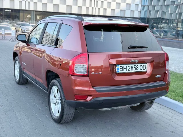 Jeep Compass - фото 4