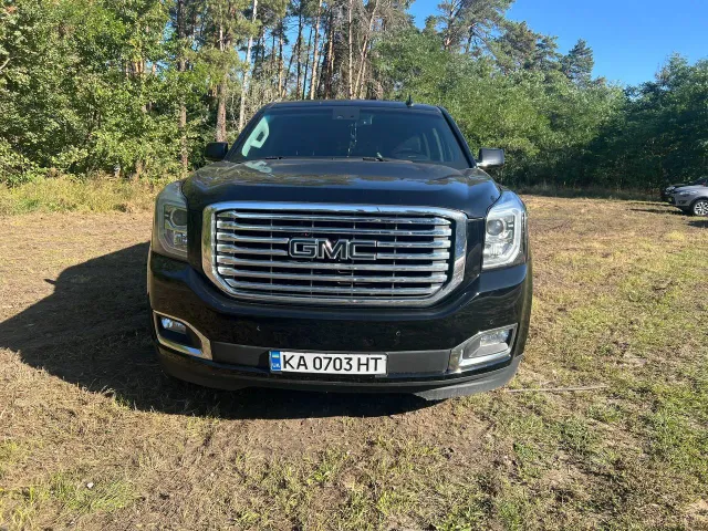 GMC Yukon - фото 1